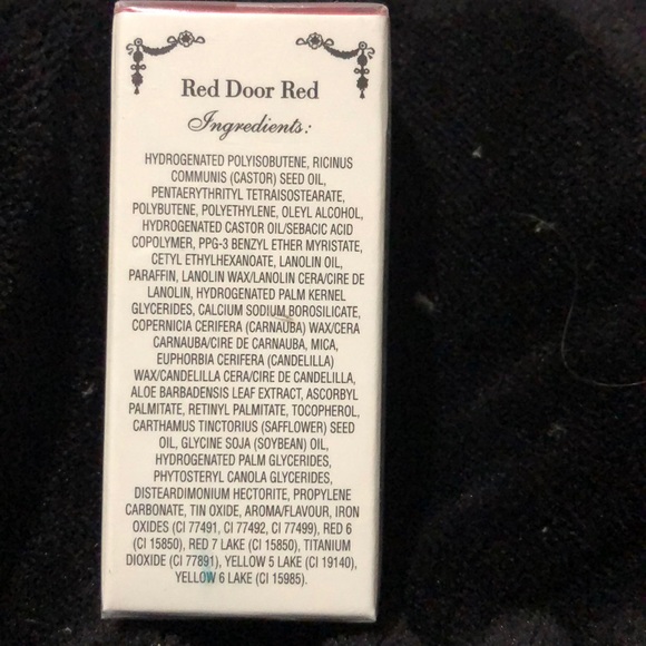 Lip - Picture 3 of 4